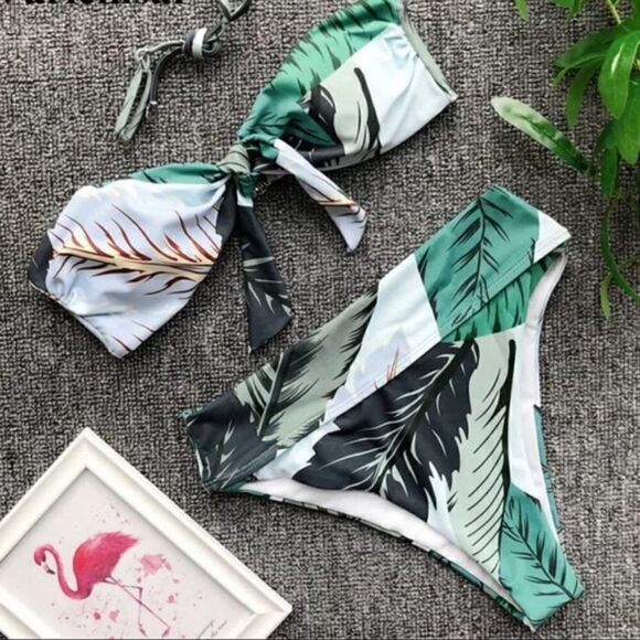 NWT Tropical Palm Bandeau Bikini Set - Picture 1 of 11